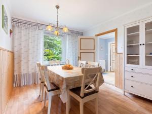 Fotografie z fotogalerie ubytování Holiday Home Zierow near Baltic Sea Beach v destinaci Zierow