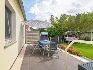 Zahrada ubytování Holiday Home Zierow near Baltic Sea Beach