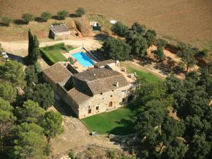 Bazén v ubytovaní Mansion in Navata with Pool near Beach alebo v jeho blízkosti