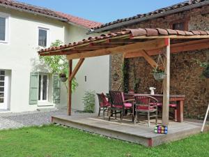 Giardino di Pool Villa in Artigat Valley