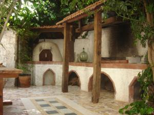Fotografia z galérie ubytovania Villa in Giannoudi with Pool and Beach Nearby v destinácii Giannoudi