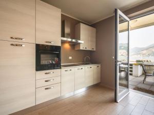 Kuchyň nebo kuchyňský kout v ubytování Apartment in Marone by Lake Iseo