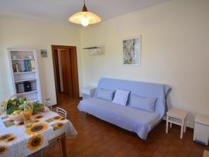 Posezení v ubytování Apartment on Adriatic Coast near Beach + 32 fotografií