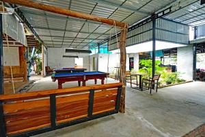 Biliár nebo kulečník v ubytování Onederz Koh Rong Sanloem
