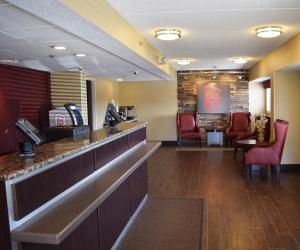 Posezení v ubytování Red Roof Inn Syracuse