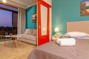 Posteľ alebo postele v izbe v ubytovaní CHAMBRE ORANGE
