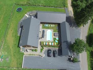 Bazén v ubytování Villa in Manhay with Private Pool nebo v jeho okolí + 34 fotografií