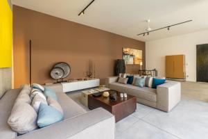 Χώρος καθιστικού στο Rouge - Loft Mango