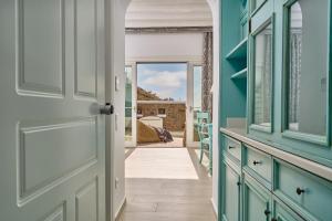 Балкон или терраса в Arte & Mare Elia Luxury Suites and Villas