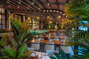 Ресторан / где поесть в Aurasia Beach Hotel