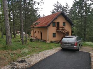 Zgrada u kojoj se nalazi apartman