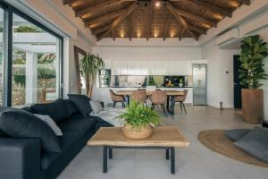 Posedenie v ubytovaní Horizon luxury villa