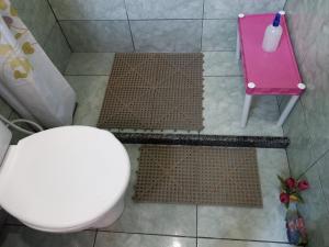Ένα μπάνιο στο Bed&Potato Studio Ilha Grande - Casa inteira para até 4 pessoas