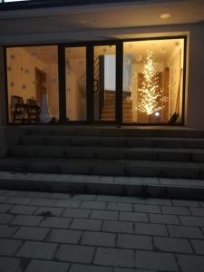 Naktsmītnes Smiley 1 pilsētā Divčibare fotogalerijas attēls