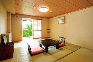 Hotel シャトーテル一本杉 Minami Uonuma Japan Booking Com