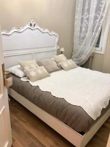 Кровать или кровати в номере Castelvecchio Loft