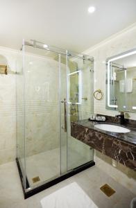 Koupelna v ubytování Ras Al Khaimah Hotel