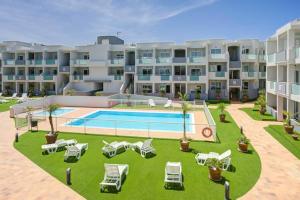 The swimming pool at or close to Marea Fuerteventura Home 1
