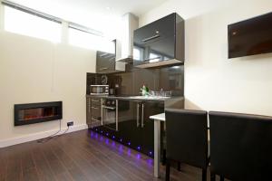Gallery image of Cumberland Apartments in London