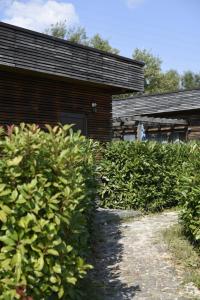 Vonkajšia záhrada v ubytovaní Zagreb Camp Bungalows