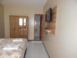 Μια τηλεόραση ή/και κέντρο ψυχαγωγίας στο Miraserra