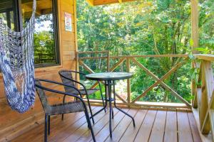 Balkón nebo terasa v ubytování Forest Lodge