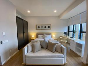 Ceylonz Lifestyle Suites @ Bukit Bintang房間的床