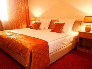 Letto o letti in una camera di Hotel N