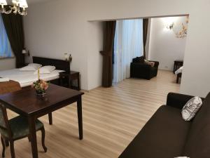 Billede fra billedgalleriet på Pensiunea Almas i Piatra Neamţ + 63 billeder