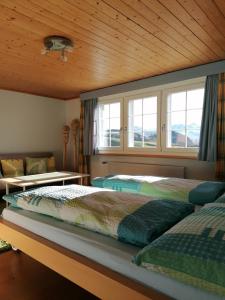 Postel nebo postele na pokoji v ubytování Gasthaus Bären Schlatt