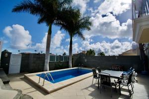 The swimming pool at or close to Villa Lovisi
