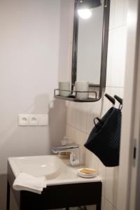 Kúpeľňa v ubytovaní Apartamenty Stary Rynek 25 Oficyna Toruń