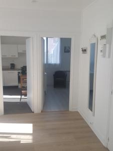 Køkken eller tekøkken på Respire le Bien-être + 3 billeder