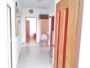 Fotografie z fotogalerie ubytování Comfortable apartment with garden in Palit, 100 m², for 6 guests. v Rabu