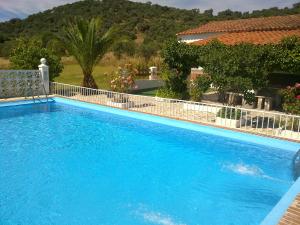 Gallery image of Spacious villa in Aroche, 160 m², private pool, 10 guests in Aroche