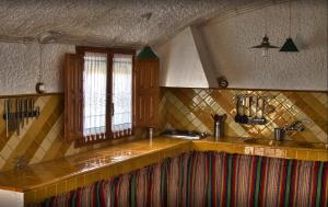 Fotografia z galérie ubytovania Charming rental with shared pool in Gorafe v destinácii Gorafe