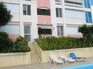 Gallery image of Maison d'une chambre avec vue sur la mer piscine partagee et jardin clos a Les Trois Ilets in Les Trois-Îlets