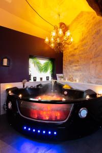 Afbeelding uit fotogalerij van Loveappart21 Pimentez votre vie de couple in Dijon