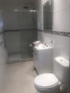 Kúpeľňa v ubytovaní Parque Playa La Cala de Mijas 2 Bed 2 Bathrooms