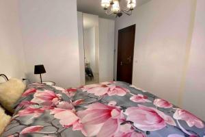 Łóżko lub łóżka w pokoju w obiekcie Il rifugio dello sciatore a 200 m dagli impianti.