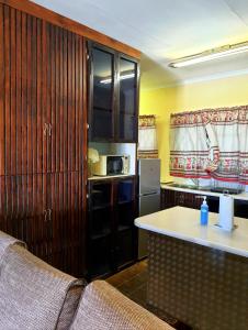 Gallery image of FlightInn 4 Sleeper-Self Catering Accommodation in Margate
