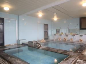 Bazén v ubytování Hotel Omodaka nebo v jeho okolí
