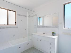 Un baño de Redman Views Unit 1