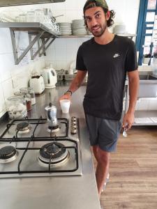 
A kitchen or kitchenette at Bondi Beach Backpackers
