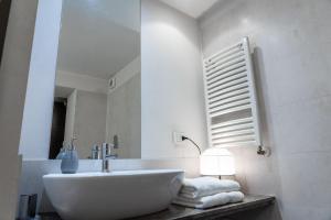 Foto dalla galleria di Amazing Loft-Palazzo Sambuca-kalsa a Palermo