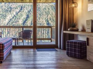 Część wypoczynkowa w obiekcie Apartment Appartement Mont Blanc by Interhome