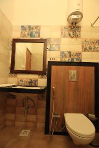 Vannituba majutusasutuses Rangmahal Pushkar by DIV HOSPITALITY