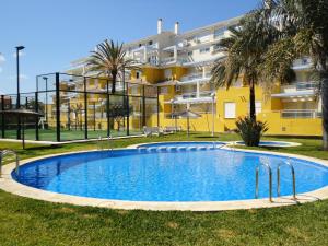Bazén v ubytovaní Charming Apartment in Dénia with Shared Pool alebo v jeho blízkosti