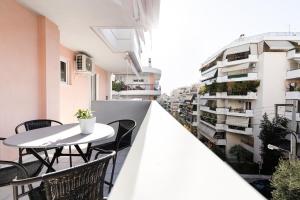 Balkón alebo terasa v ubytovaní Ideal 1 BR Apartment in Petralona by UPSTREET
