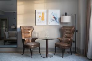 Posezení v ubytování voco Grand Central Glasgow by IHG